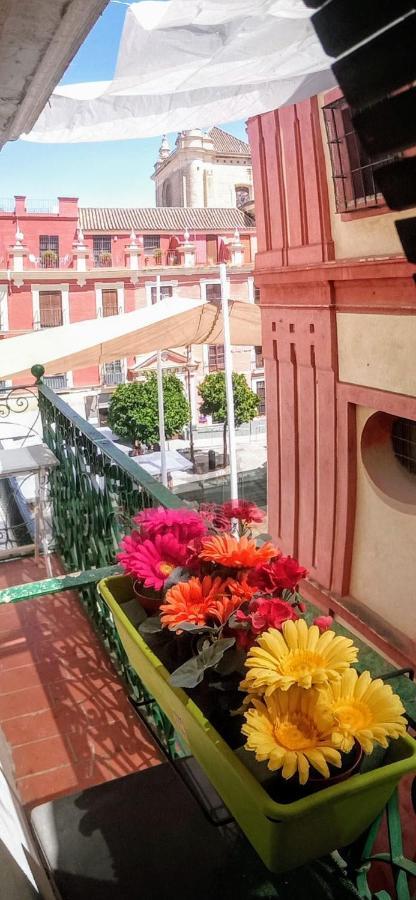 Loft In The Heart Of Севилья Экстерьер фото